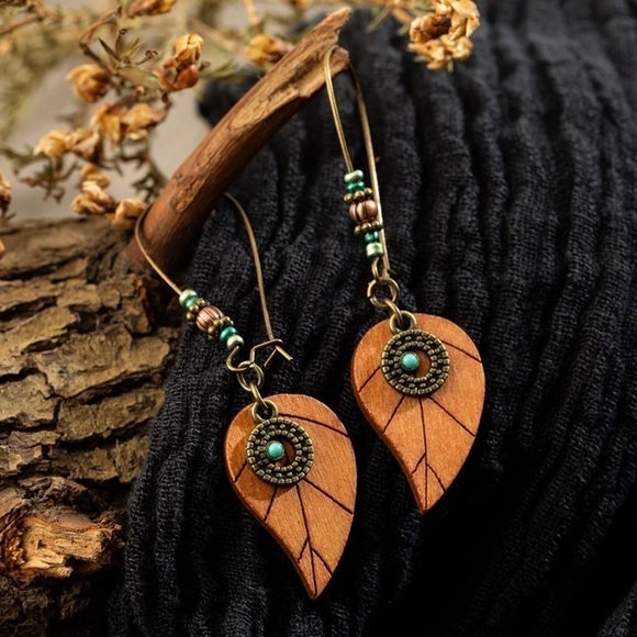 Ethnic Boho Bohemian Vintage Wooden Dangle Earrings - Picture 1 of 5